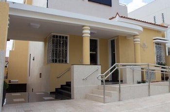 lis hotel