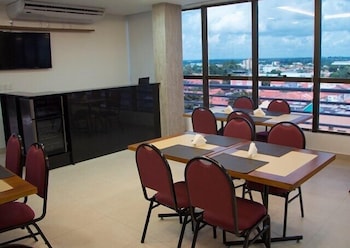 lis hotel