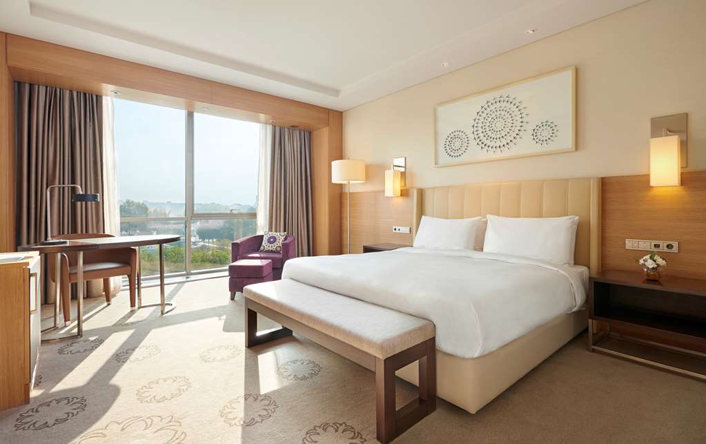 hyatt regency tashkent