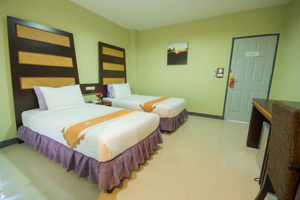 the corner hotel adults only