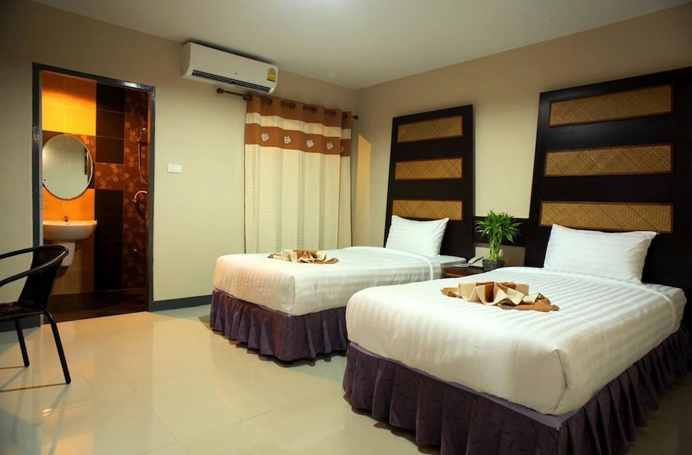 the corner hotel adults only