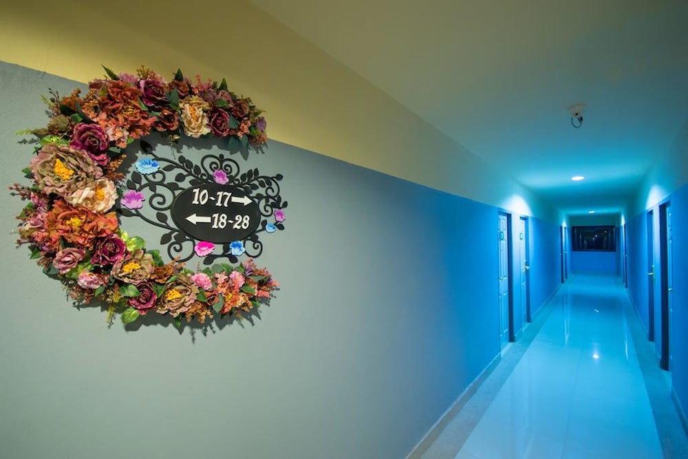 the corner hotel adults only