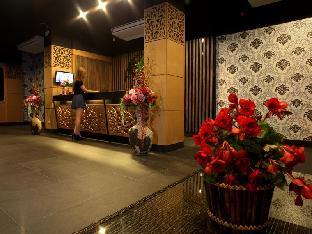 the corner hotel adults only