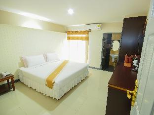 the corner hotel adults only