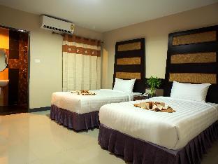 the corner hotel adults only