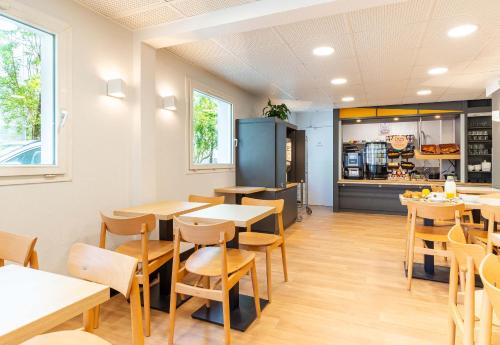 bandb hotel nantes aeroport