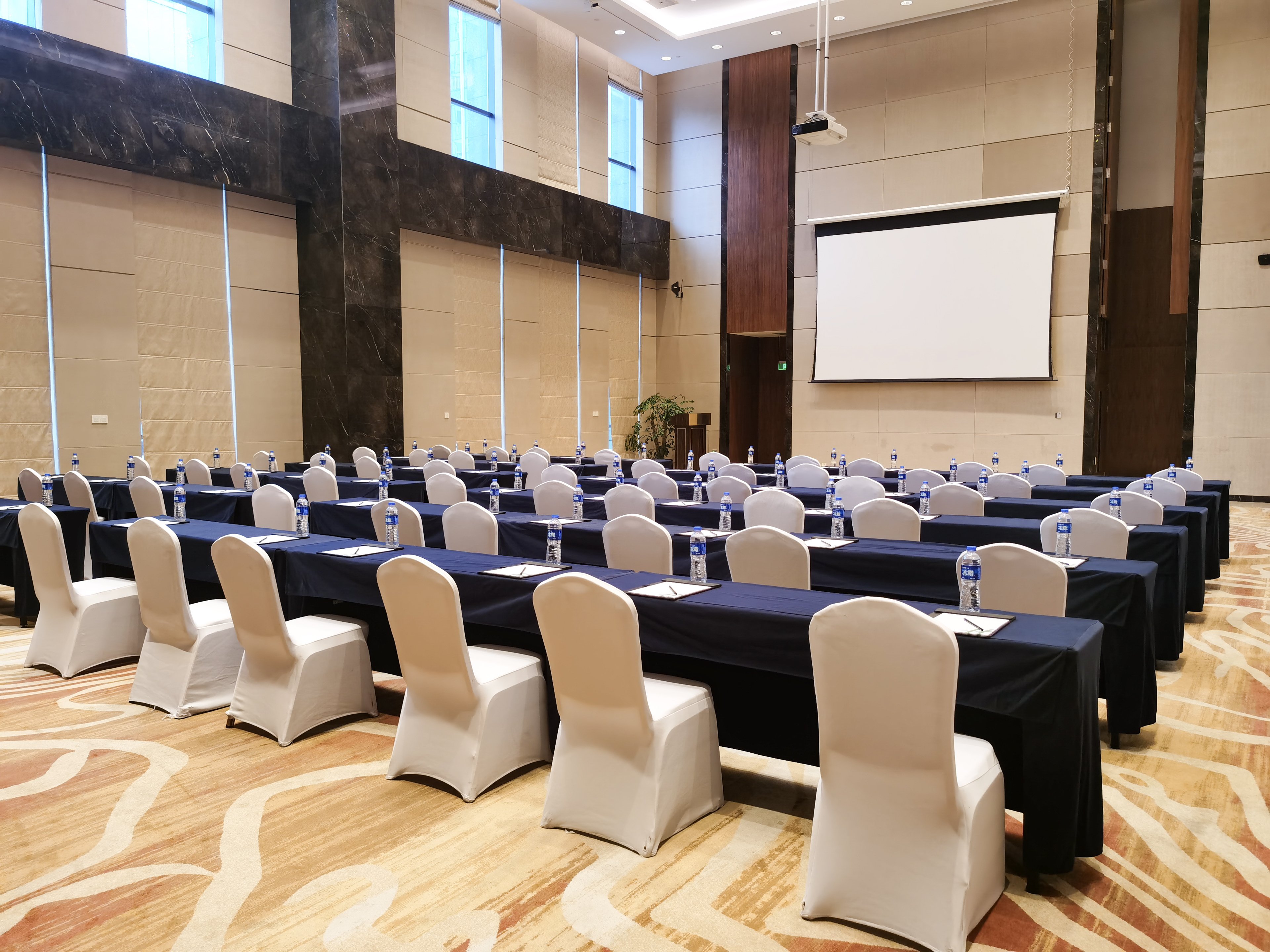 holiday inn chengdu qinhuang by ihg