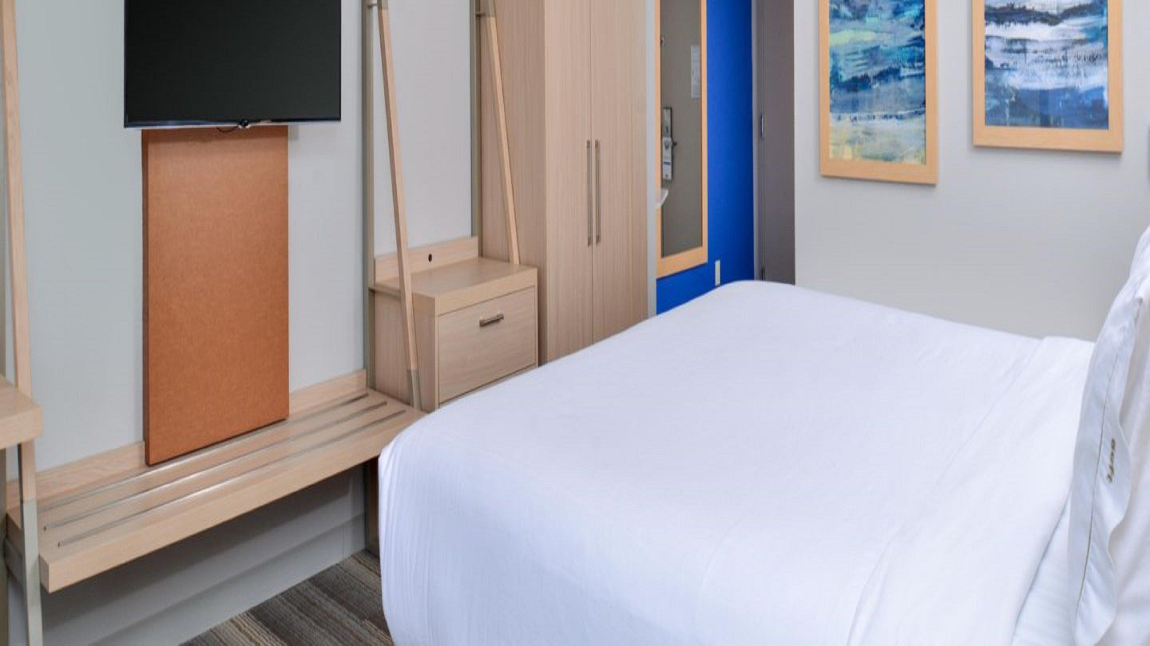 holiday inn express and suites southgate detroit