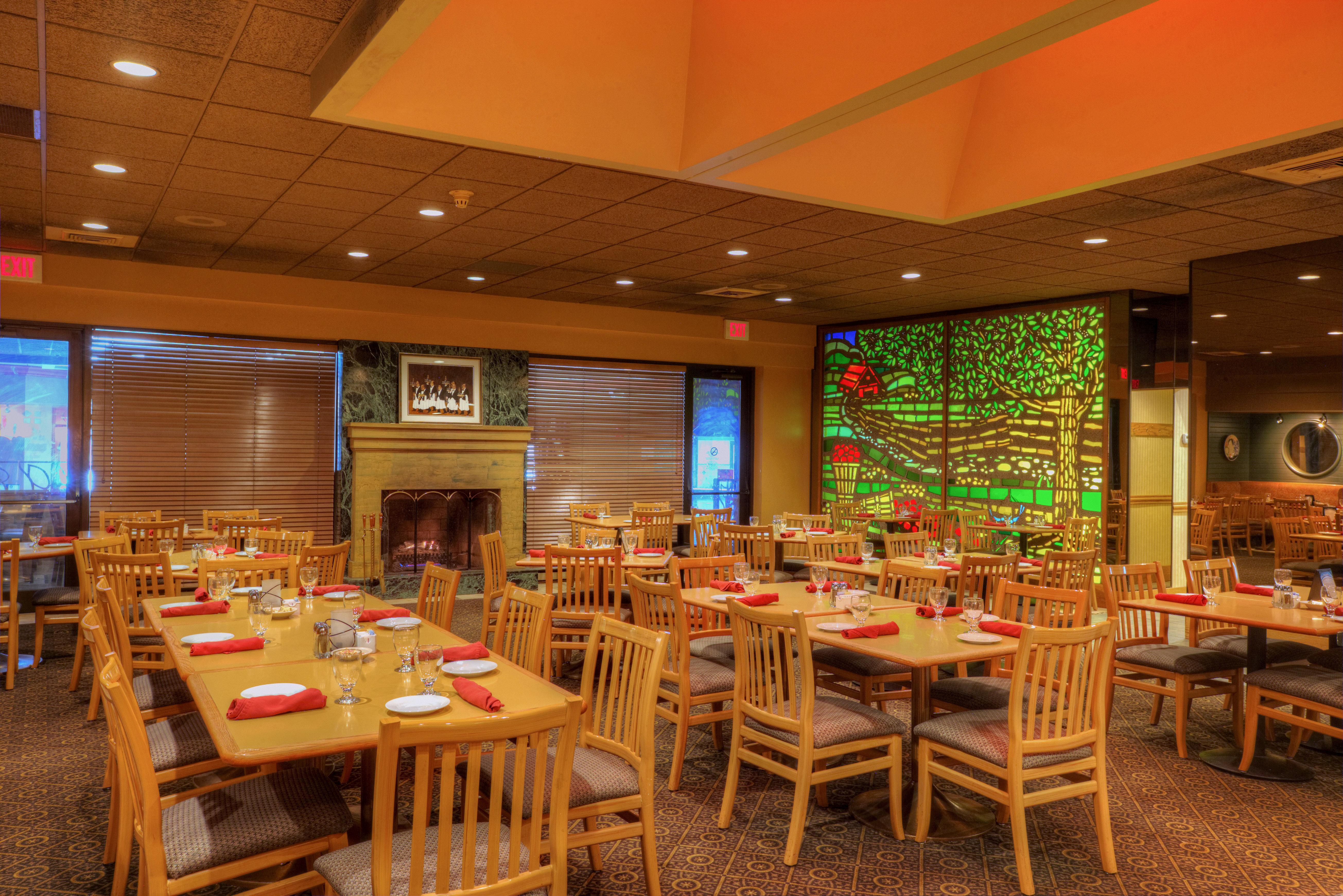 holiday inn express and suites southgate detroit