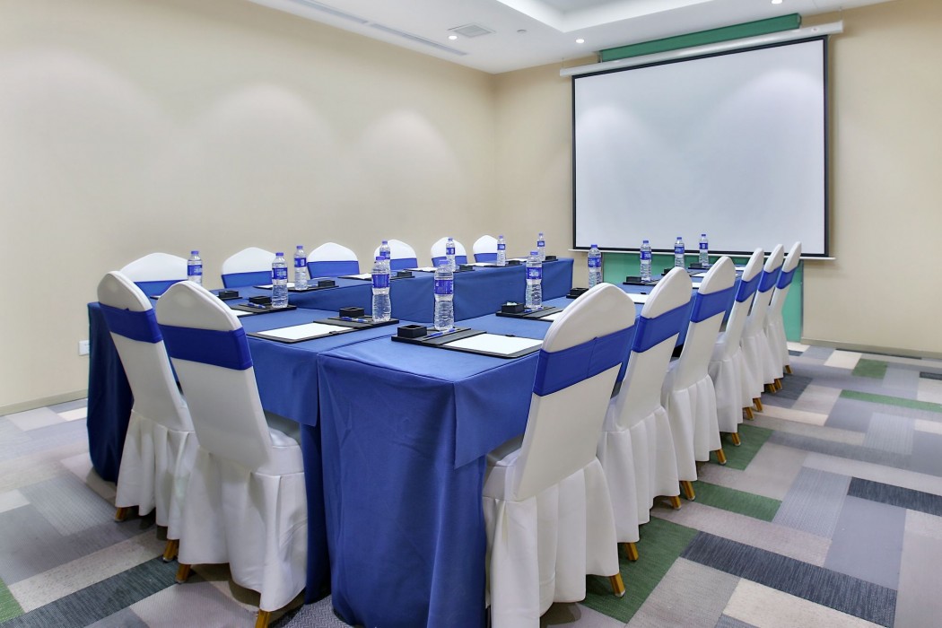 holiday inn express langfang park view
