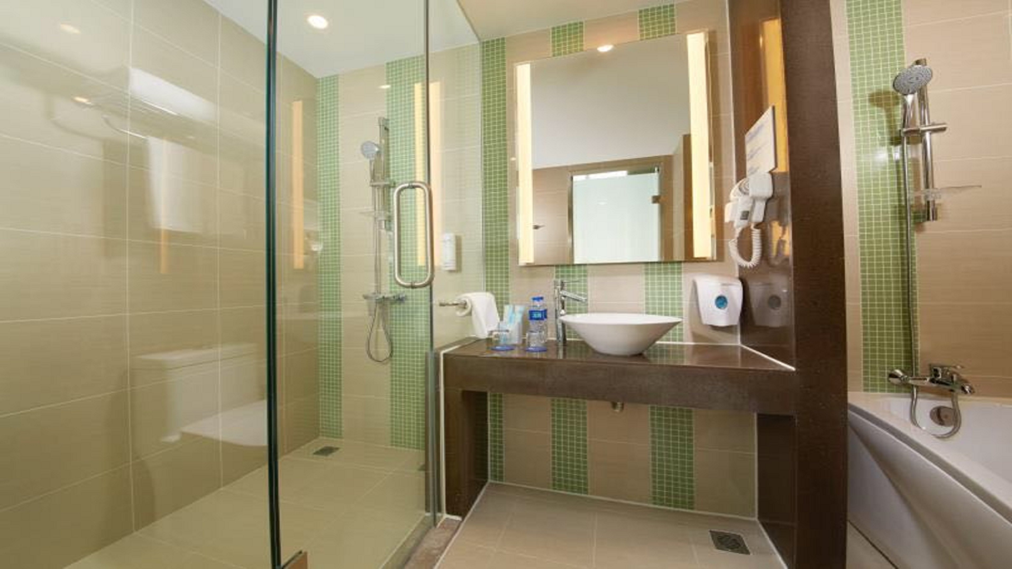 holiday inn express panjin downtown by ihg
