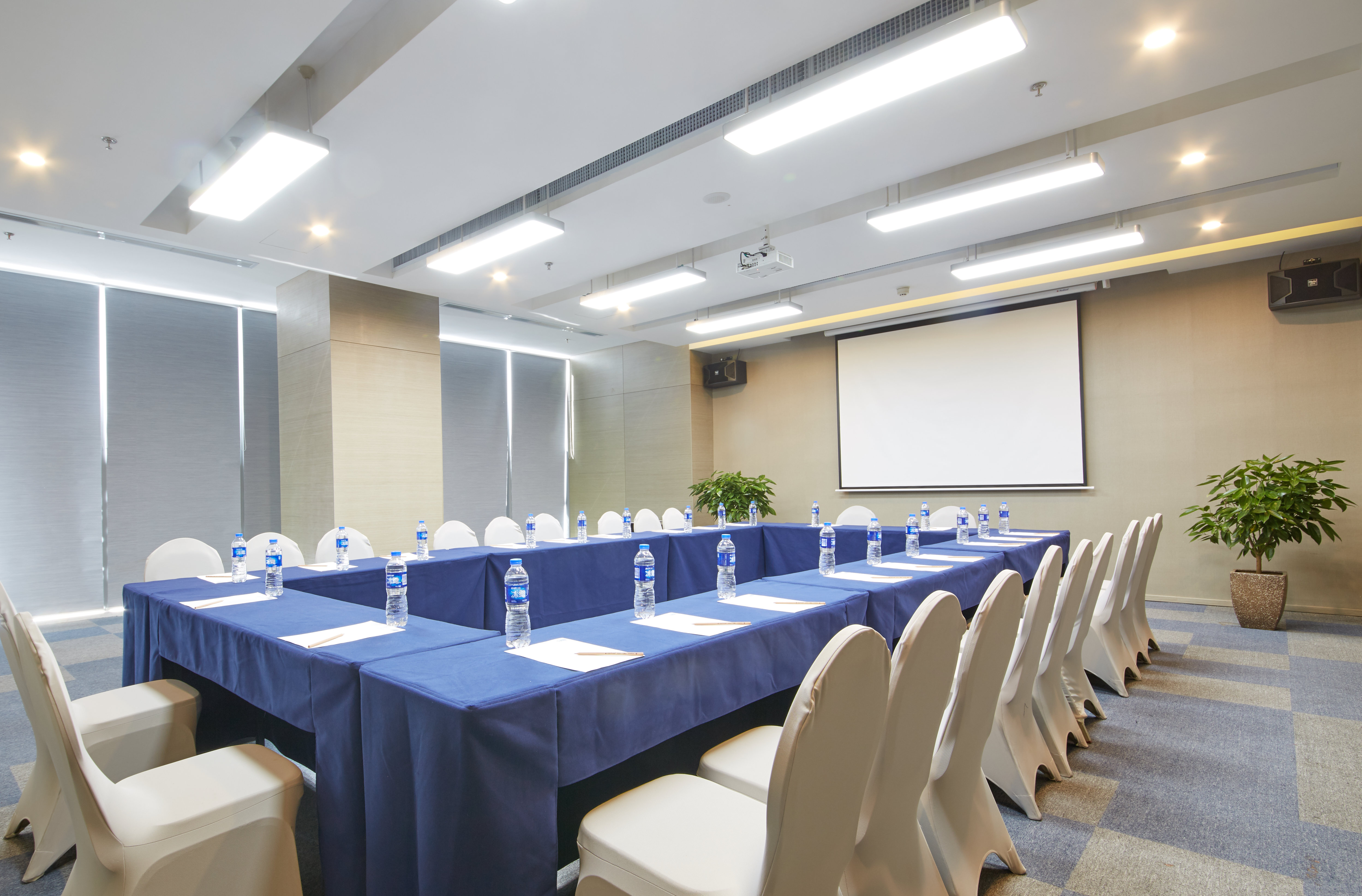holiday inn express panjin downtown by ihg