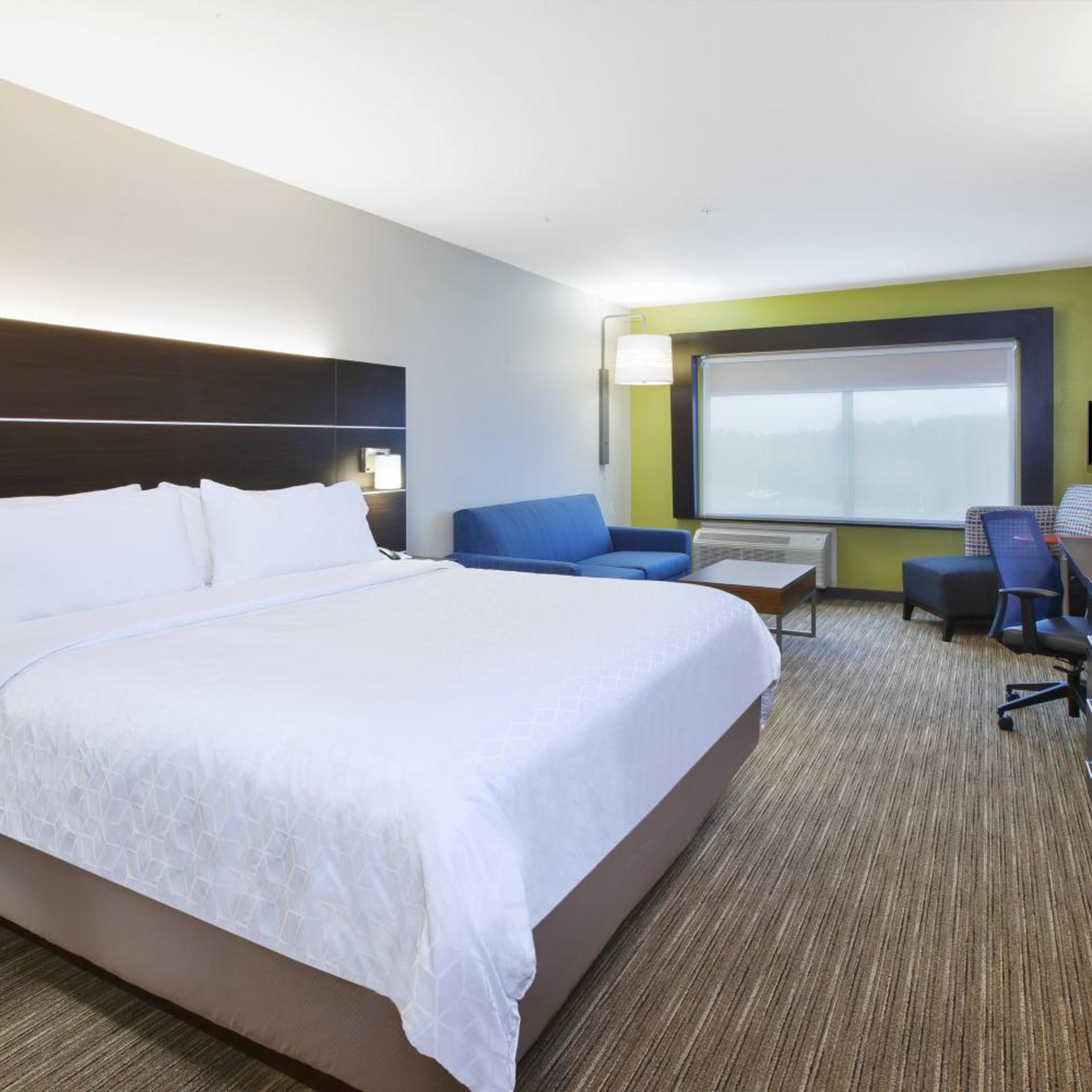 holiday inn express and suites parkersburg east by ihg