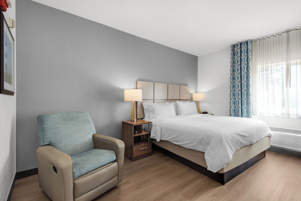 candlewood suites pensacola university area by ihg