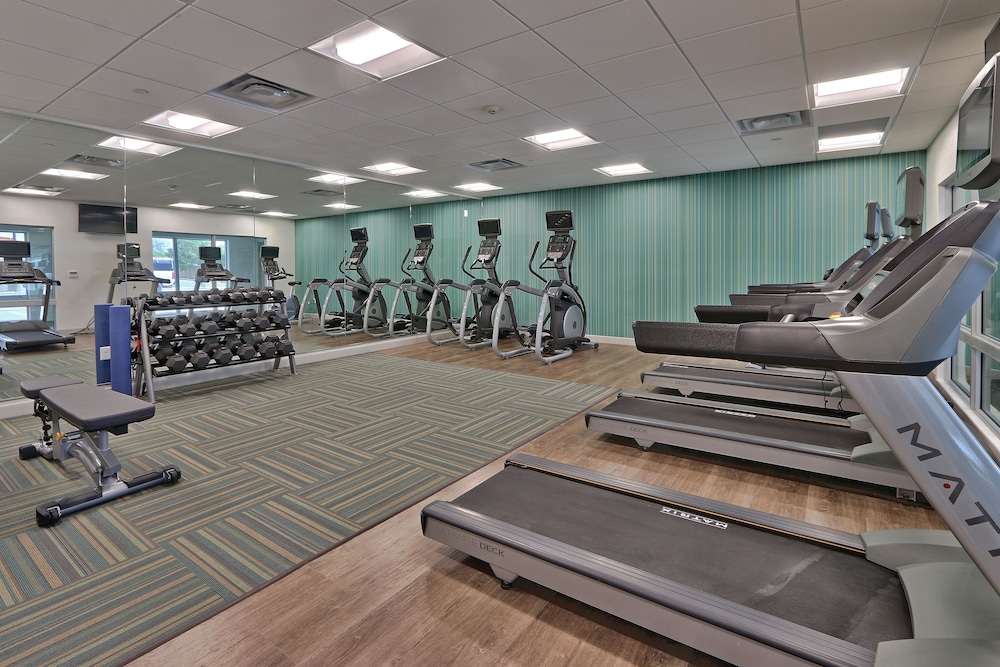 holiday inn express and suites roswell by ihg