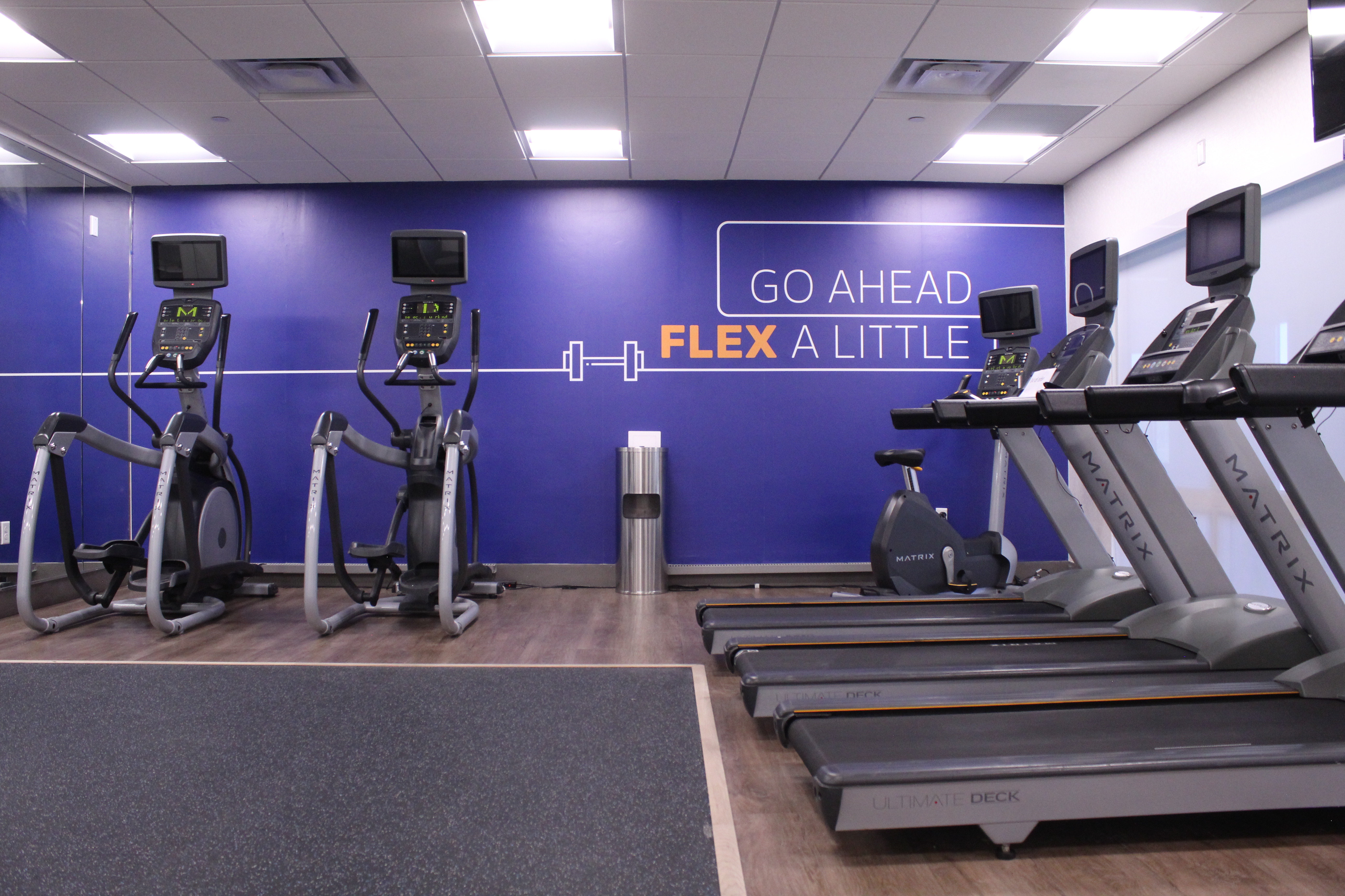 holiday inn express and suites roswell by ihg