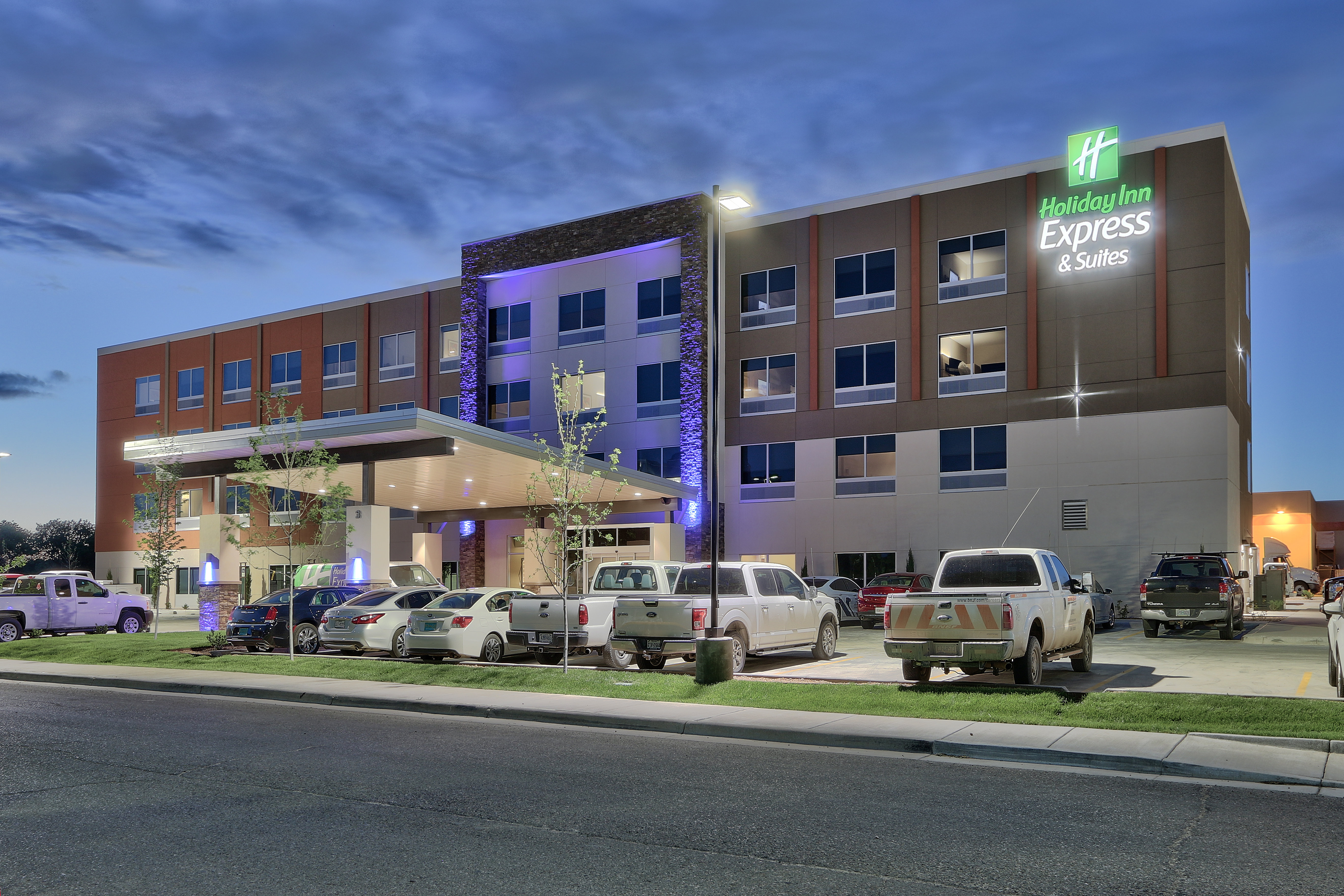 holiday inn express and suites roswell by ihg