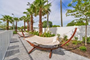 holiday inn express and suites st petersburg madeira beach
