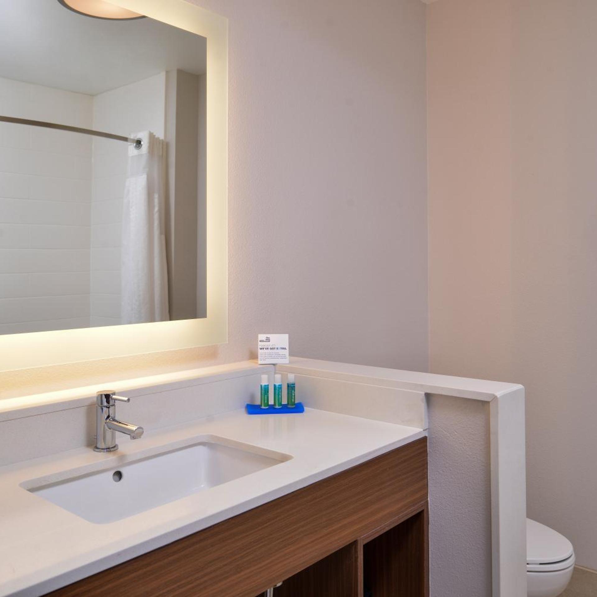 holiday inn express and suites van horn by ihg