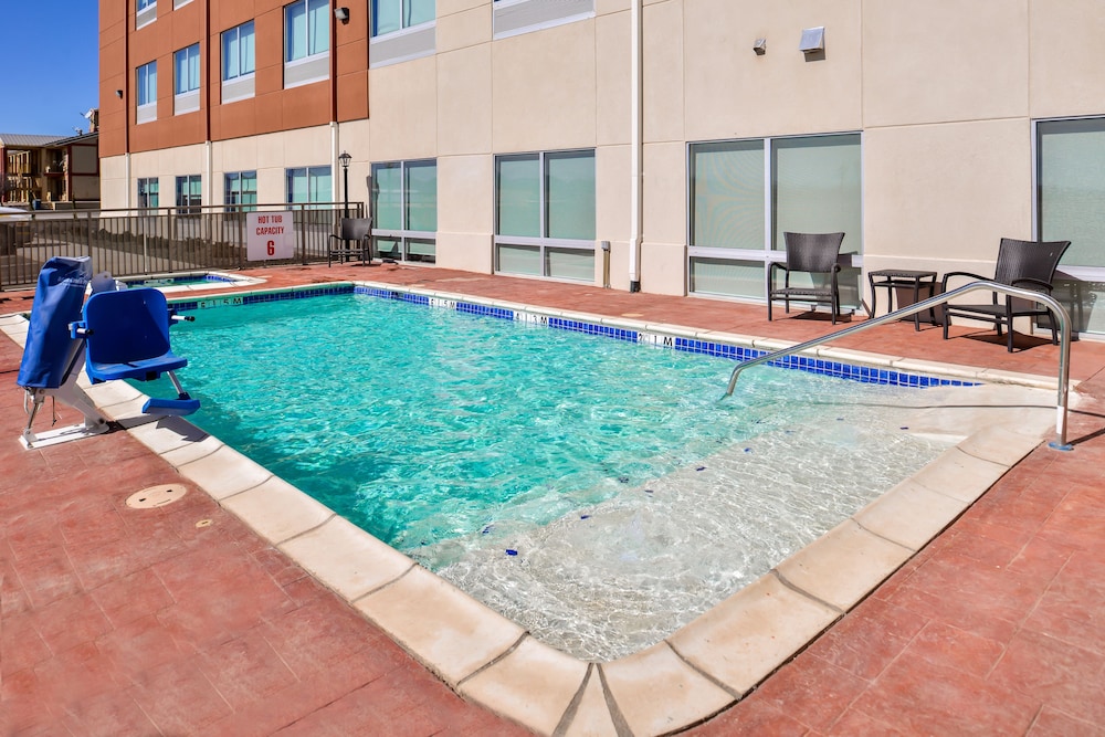 holiday inn express and suites van horn by ihg
