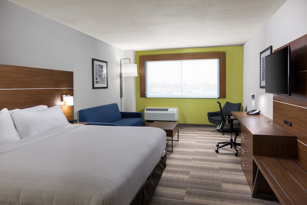 holiday inn express visalia sequoia gateway area by ihg