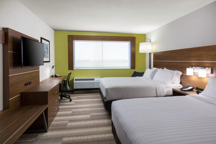 holiday inn express visalia sequoia gateway area by ihg