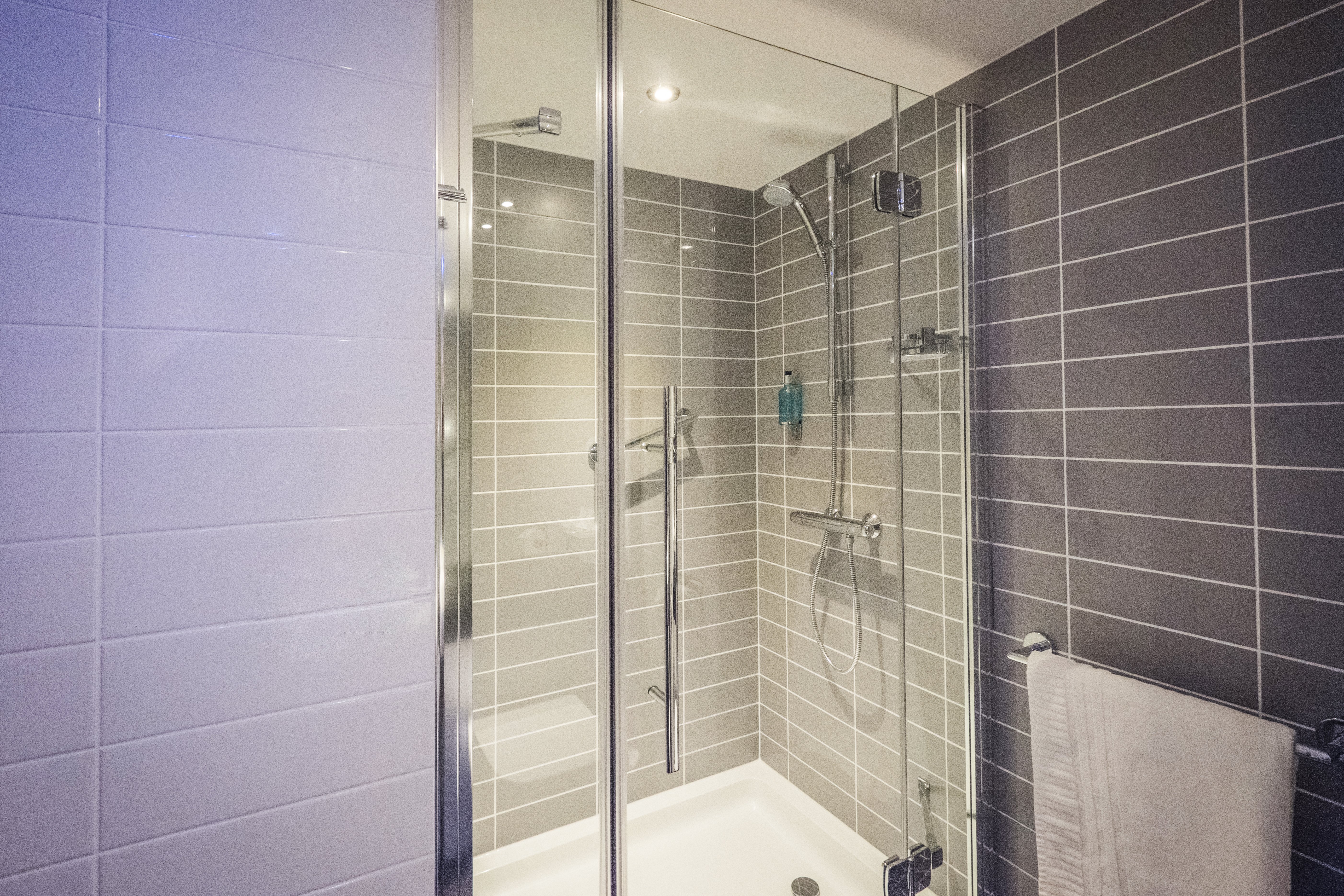 holiday inn express stockport by ihg