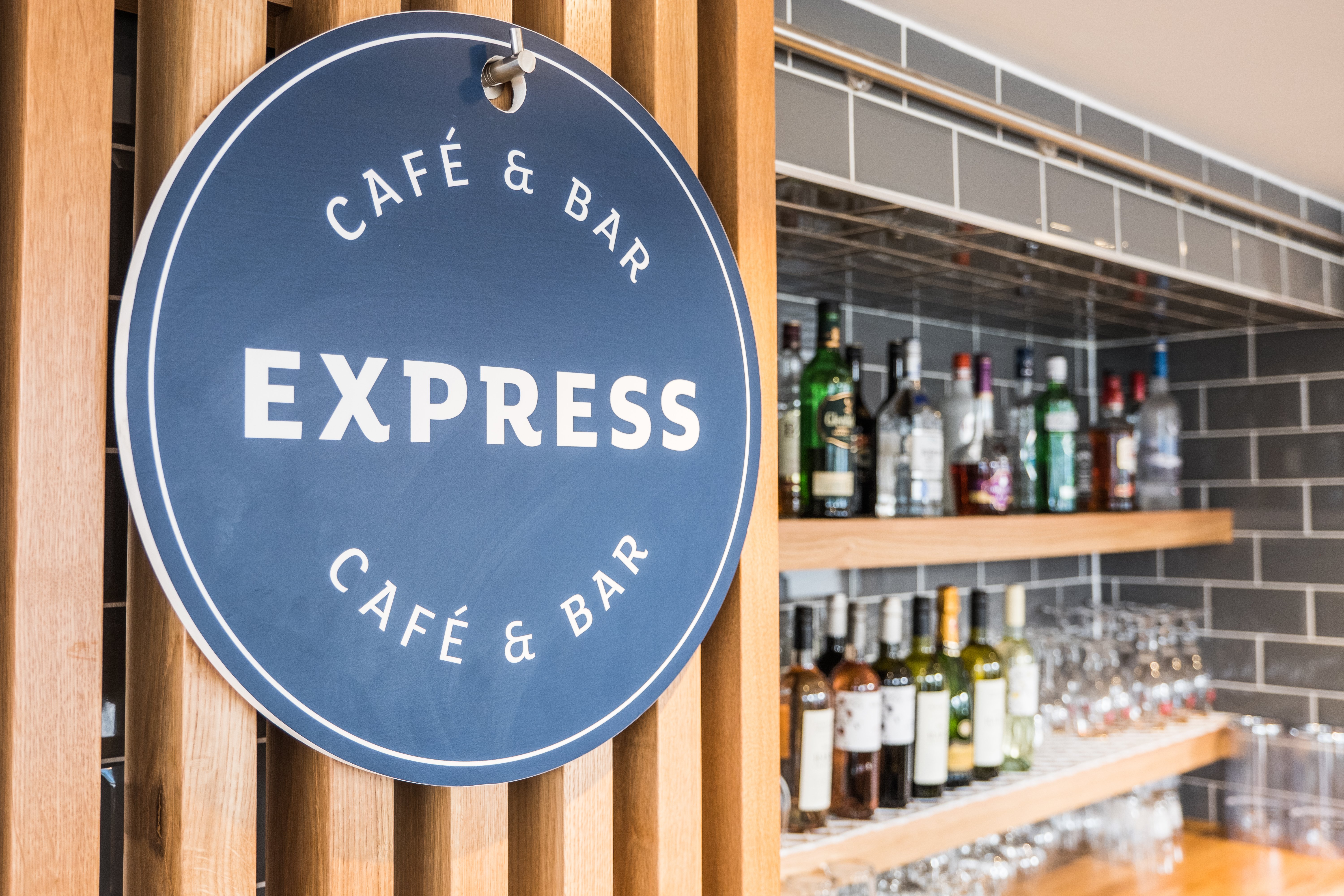 holiday inn express stockport by ihg