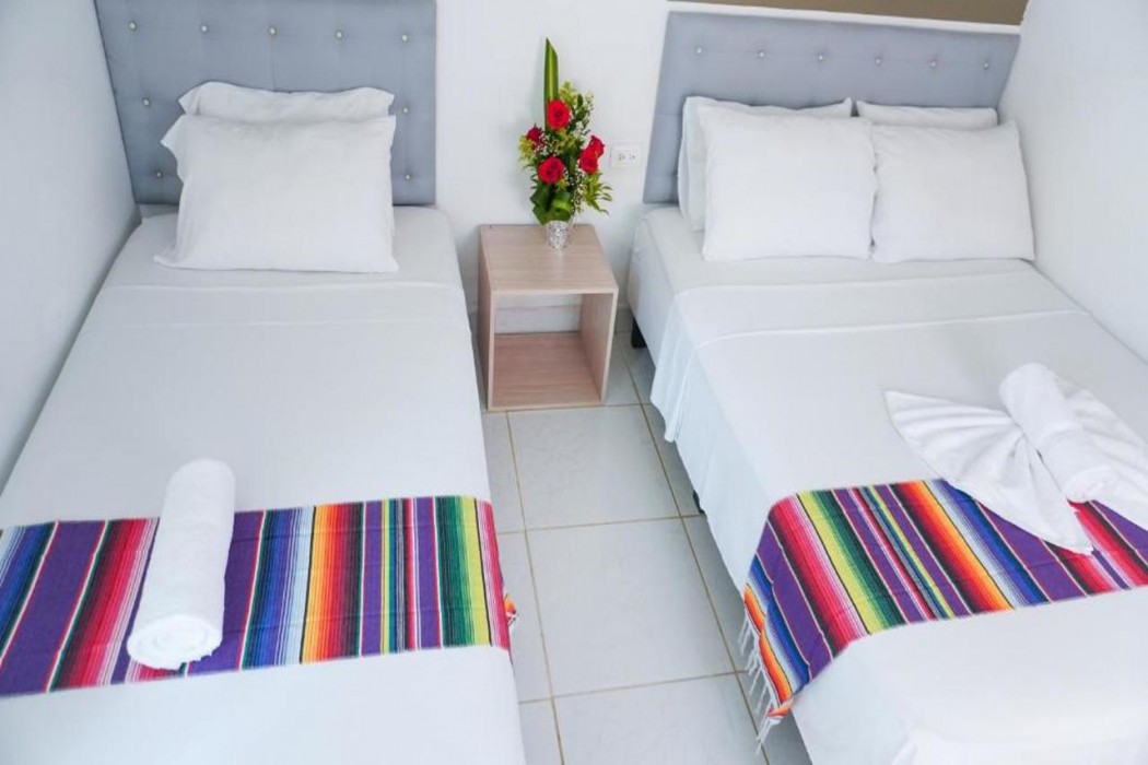 Hotel Playa Divina,,3 star