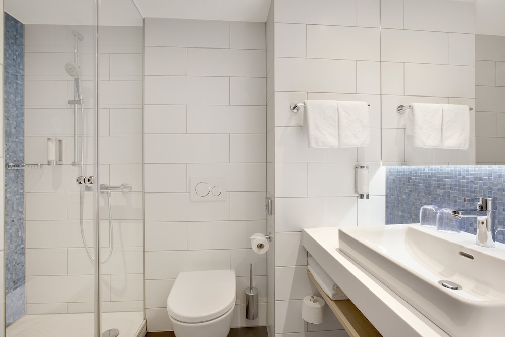 holiday inn express berlin alexanderplatz by ihg