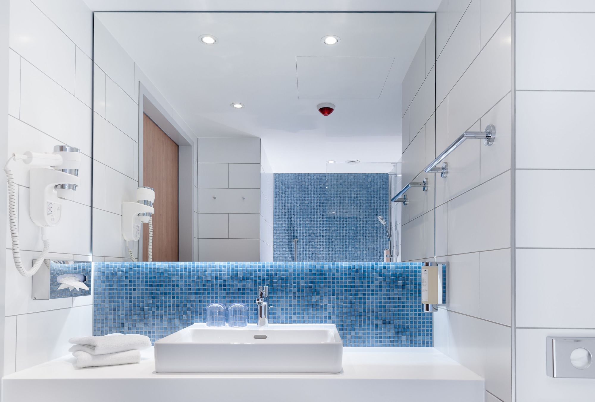 holiday inn express berlin alexanderplatz by ihg