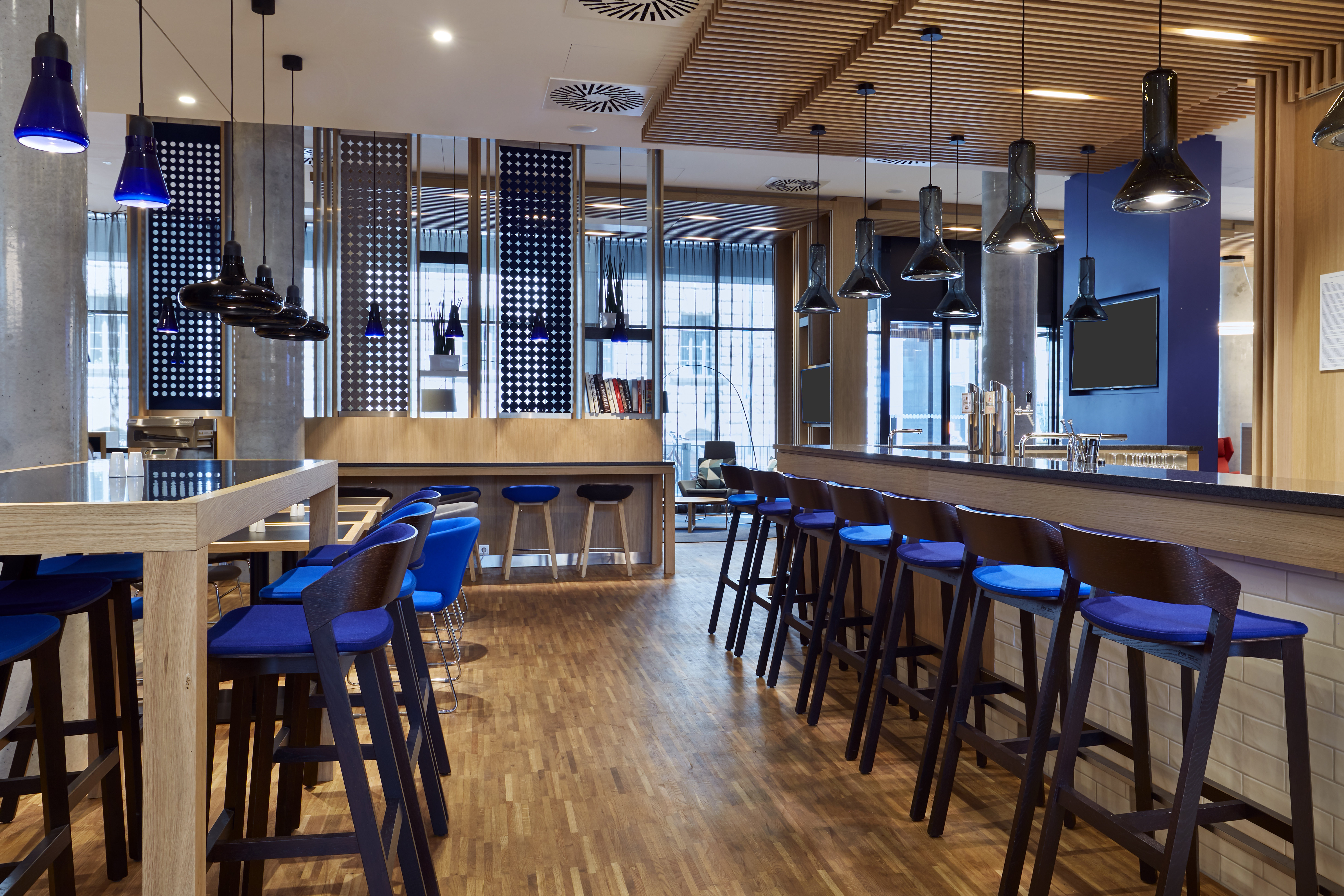 holiday inn express berlin alexanderplatz by ihg