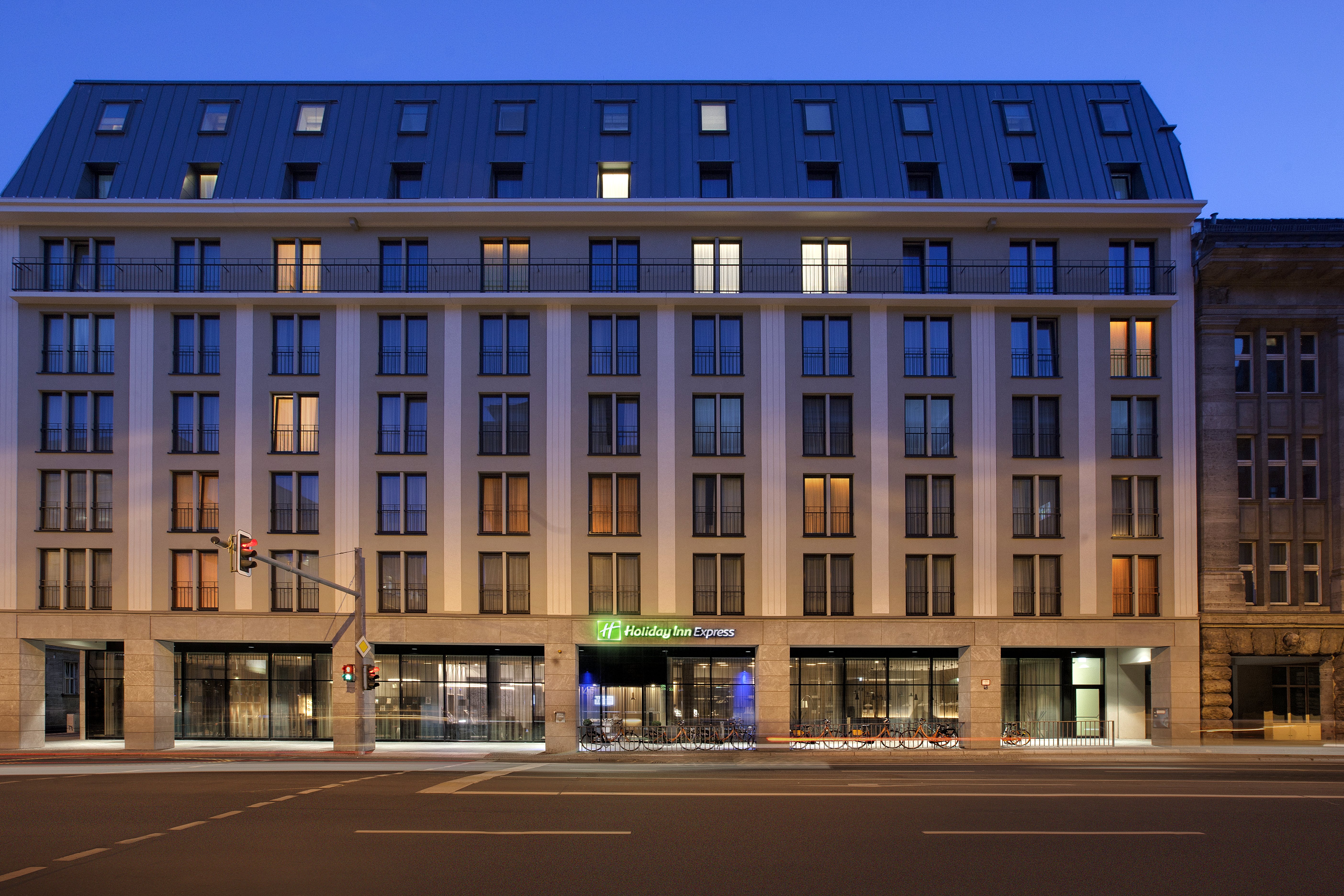 holiday inn express berlin alexanderplatz by ihg