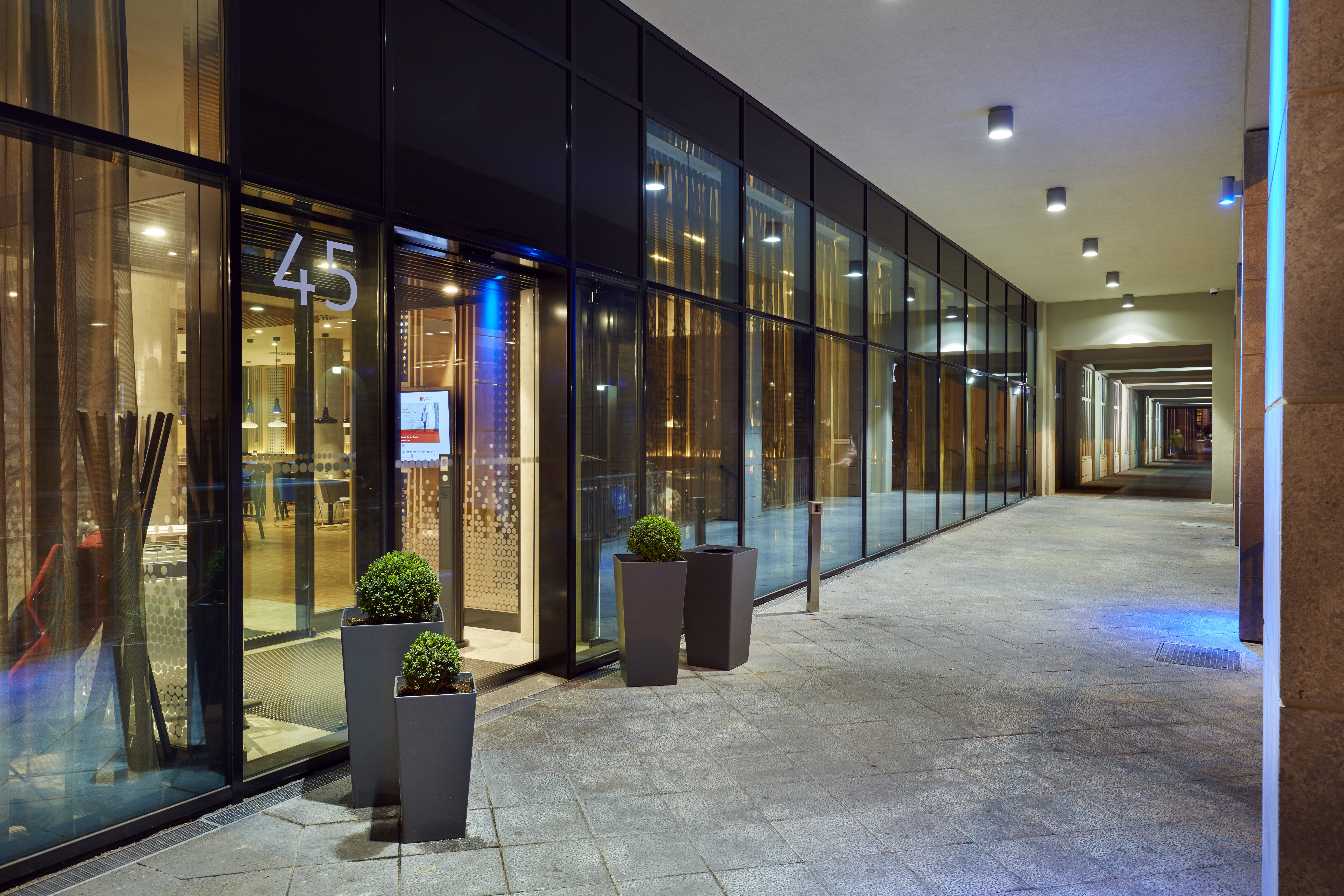 holiday inn express berlin alexanderplatz by ihg