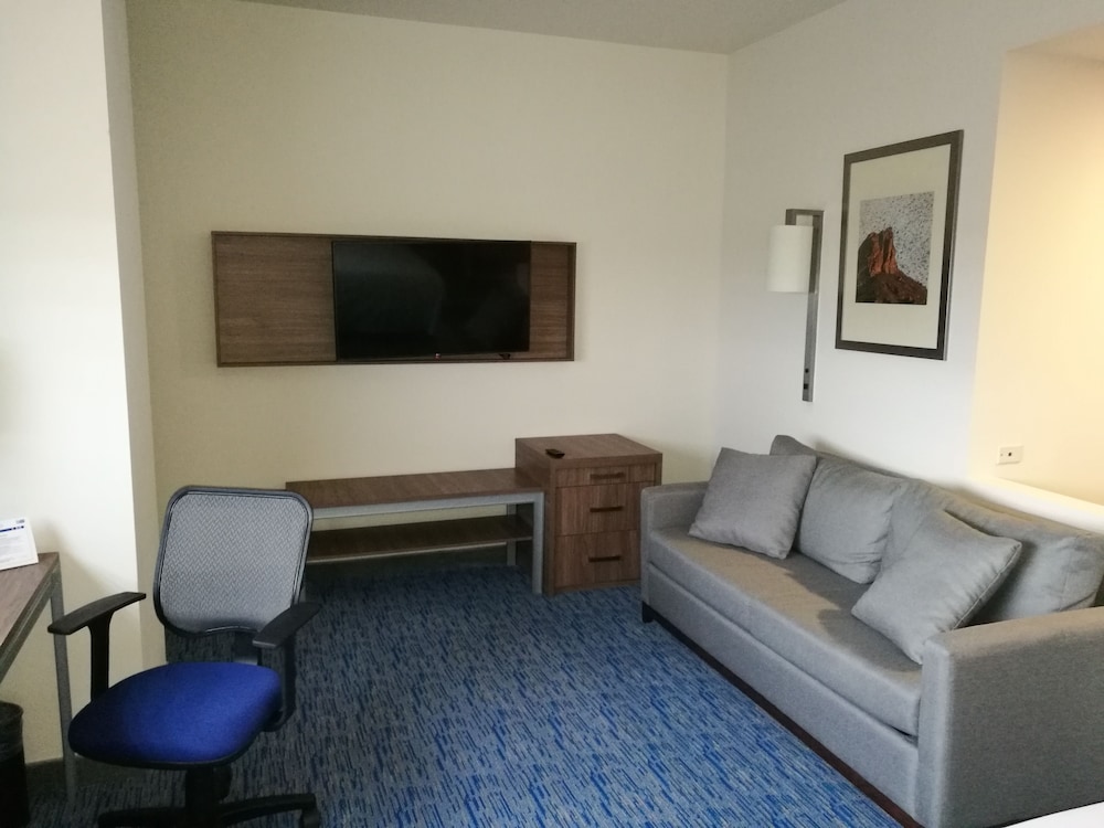 holiday inn express and suites ciudad obregon by ihg