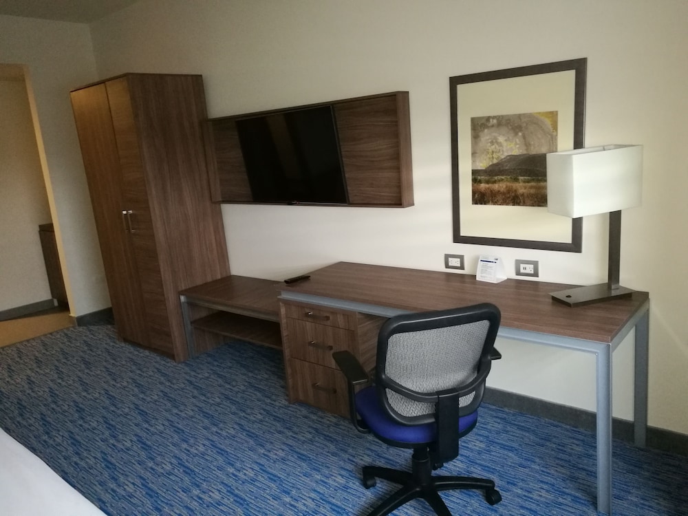 holiday inn express and suites ciudad obregon by ihg