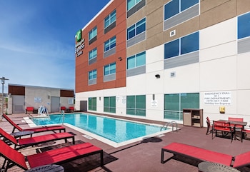 Holiday Inn Express & Suites Brenham South By Ihg,Washington>>Brenham,3 star