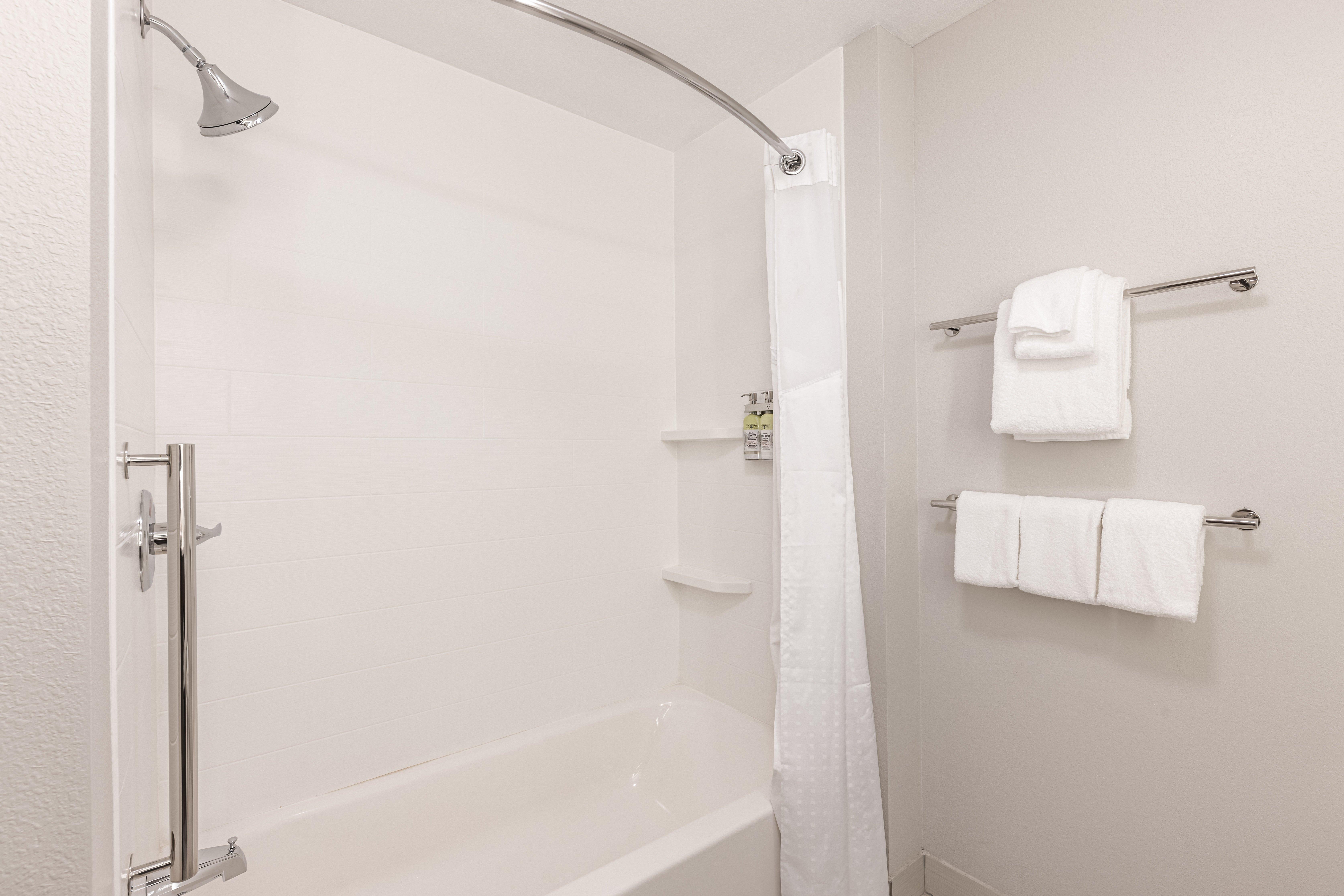 holiday inn express and suites rantoul by ihg