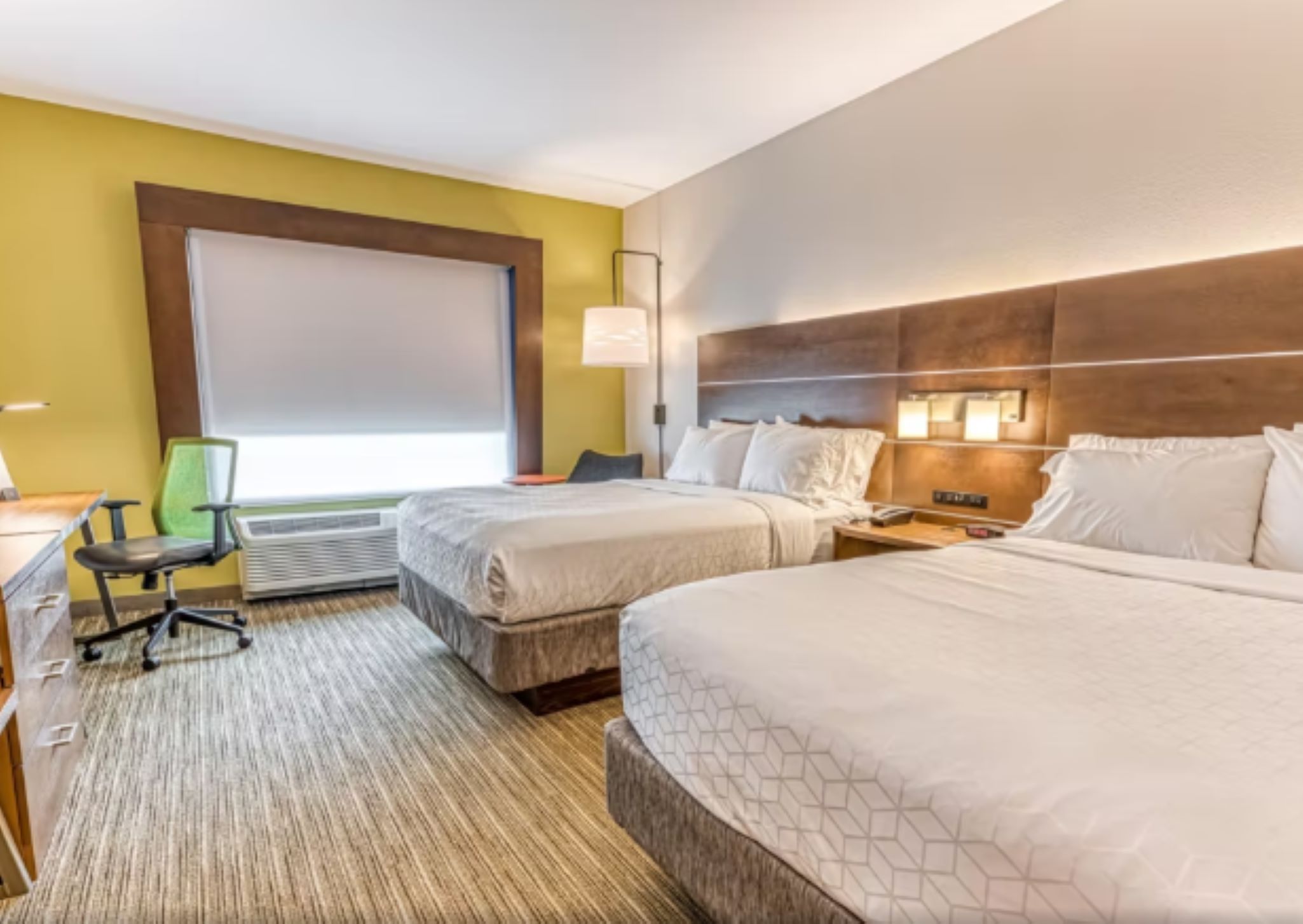 holiday inn express and suites rantoul by ihg