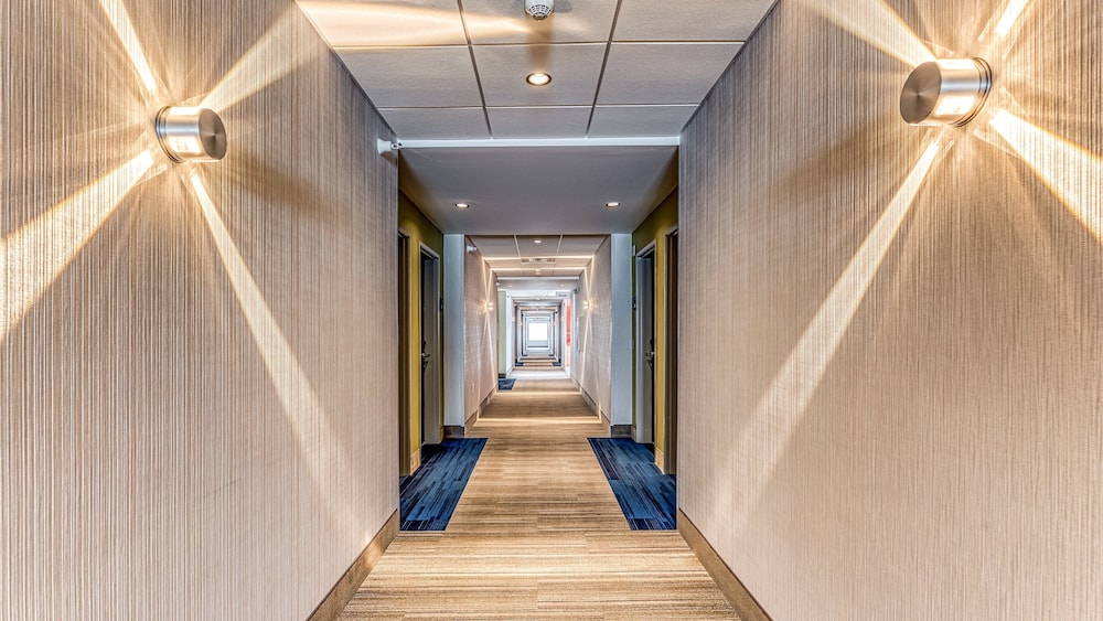 holiday inn express and suites rantoul by ihg