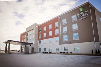 holiday inn express and suites rantoul by ihg