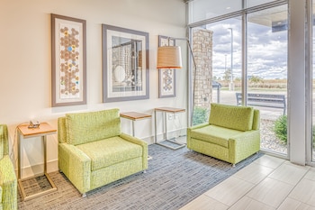 holiday inn express and suites rantoul by ihg