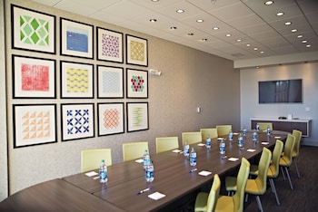holiday inn express and suites rantoul by ihg