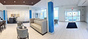 holiday inn express and suites rantoul by ihg