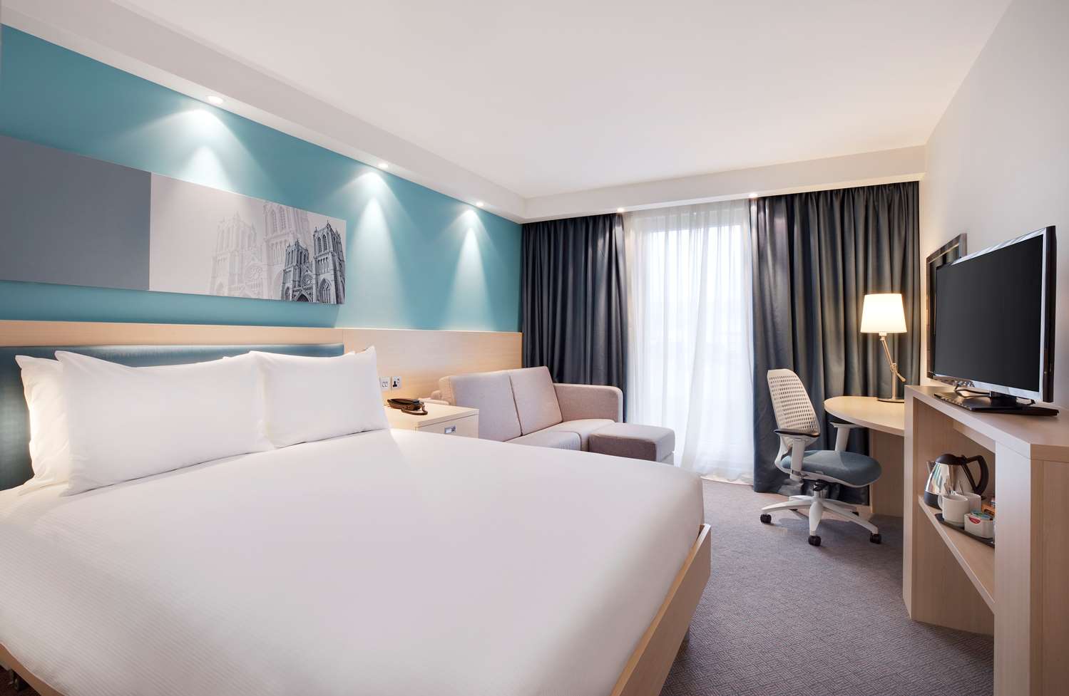 hampton by hilton bristol airport
