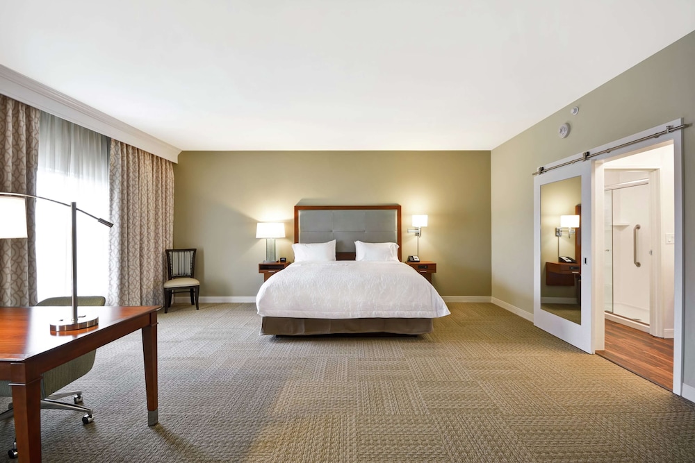 hampton inn and suites charleston airport