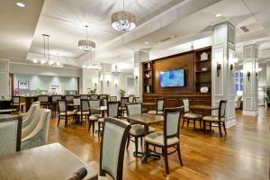 hampton inn and suites charleston airport