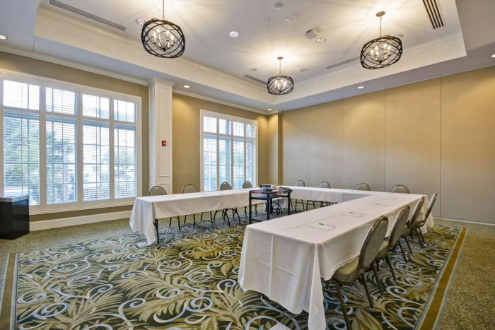 hampton inn and suites charleston airport