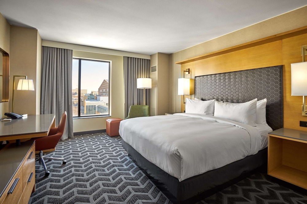 hilton des moines downtown