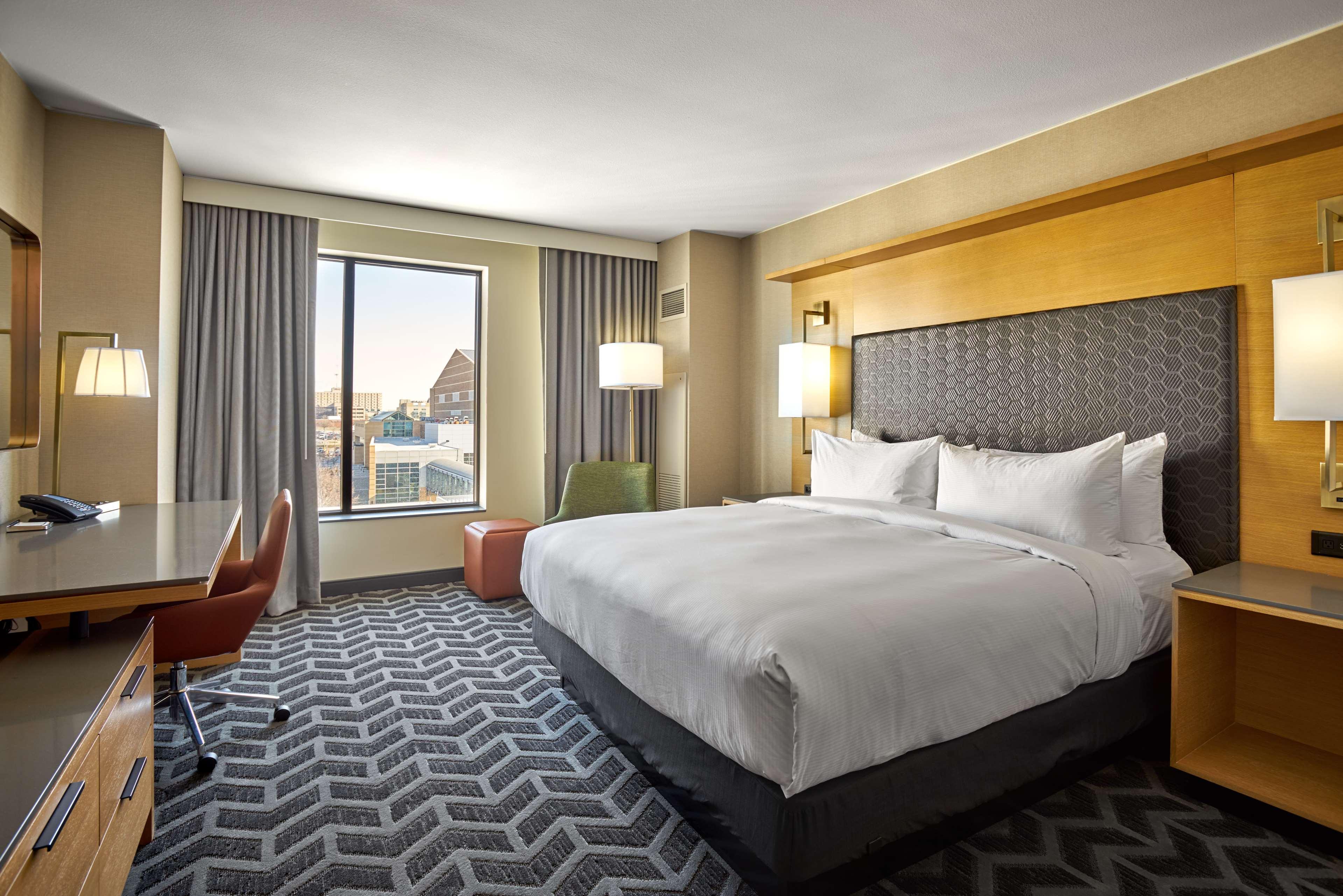 hilton des moines downtown